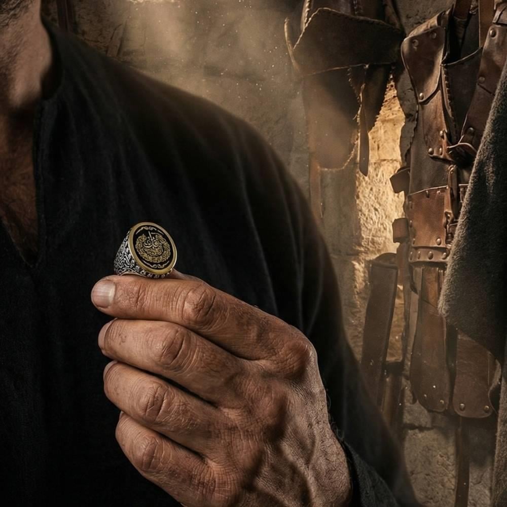 Felak Suresi İşlemeli Selçuklu Desenli Gümüş Yüzükİslami Yüzükler