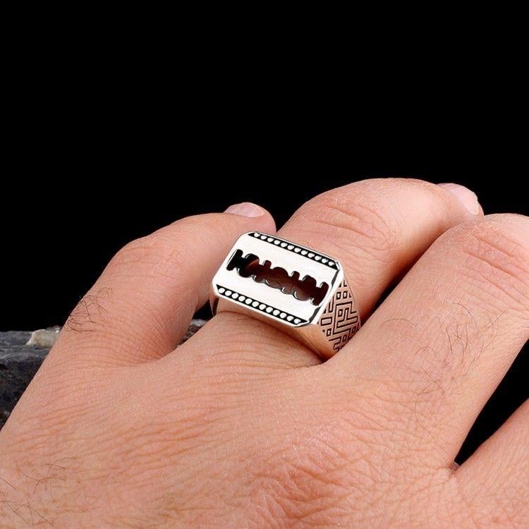 Gümüş Jilet Model Yüzük Kolye KombiniYüzük Kolye Kombinleri