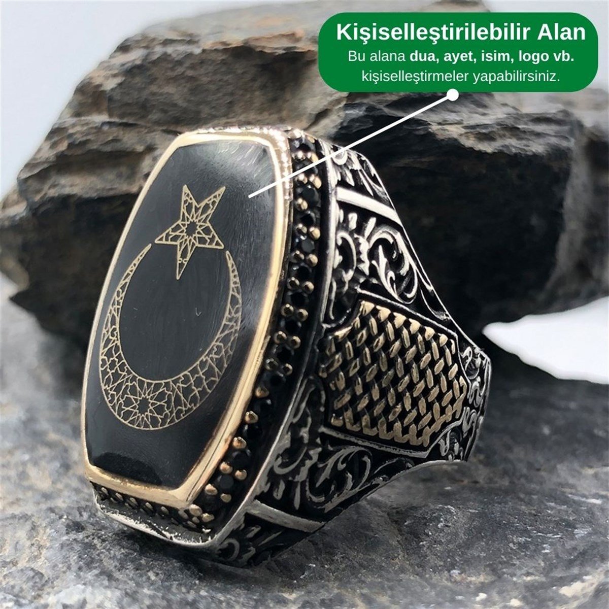 İşlemeli Siyah Mineli Kişiye Özel Gümüş Yüzük