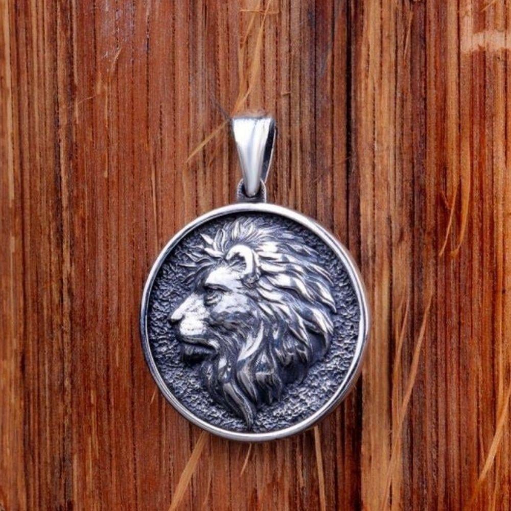 Kabartma Aslan Model Gümüş Kolye UcuKolye Ucu