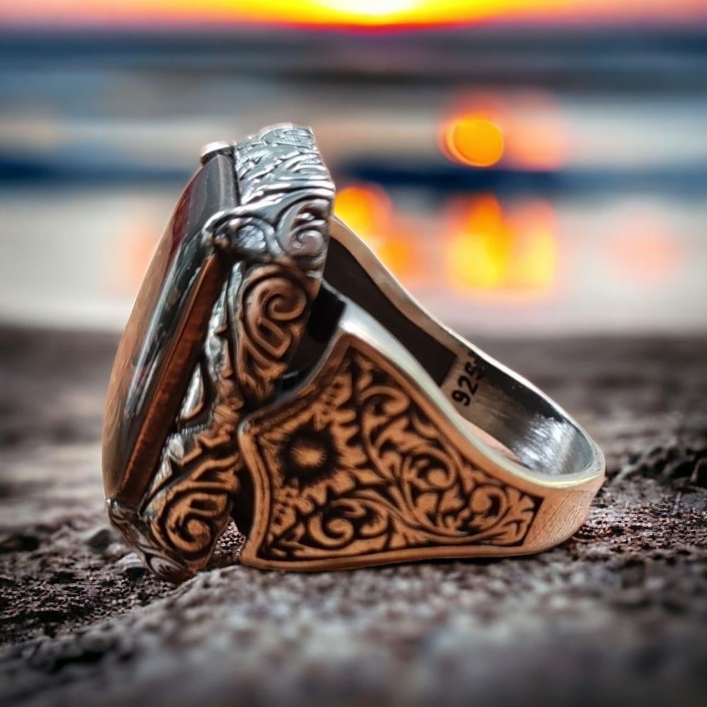 Kalem İşlemeli Ay Yıldız Bozkurt Gümüş Yüzük