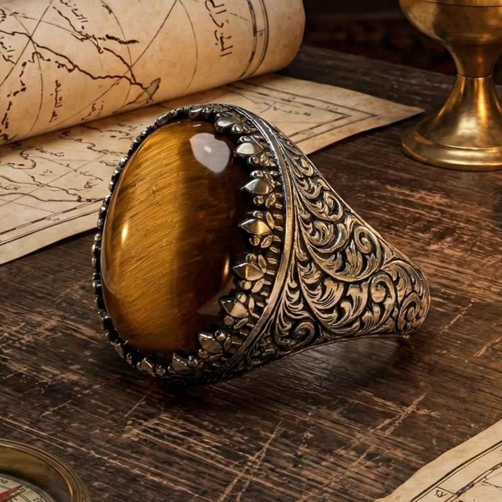 Kaplan Gözü Taşlı Osmanlı Desenli Gümüş YüzükKaplan Gözü Taşlı Yüzükler
