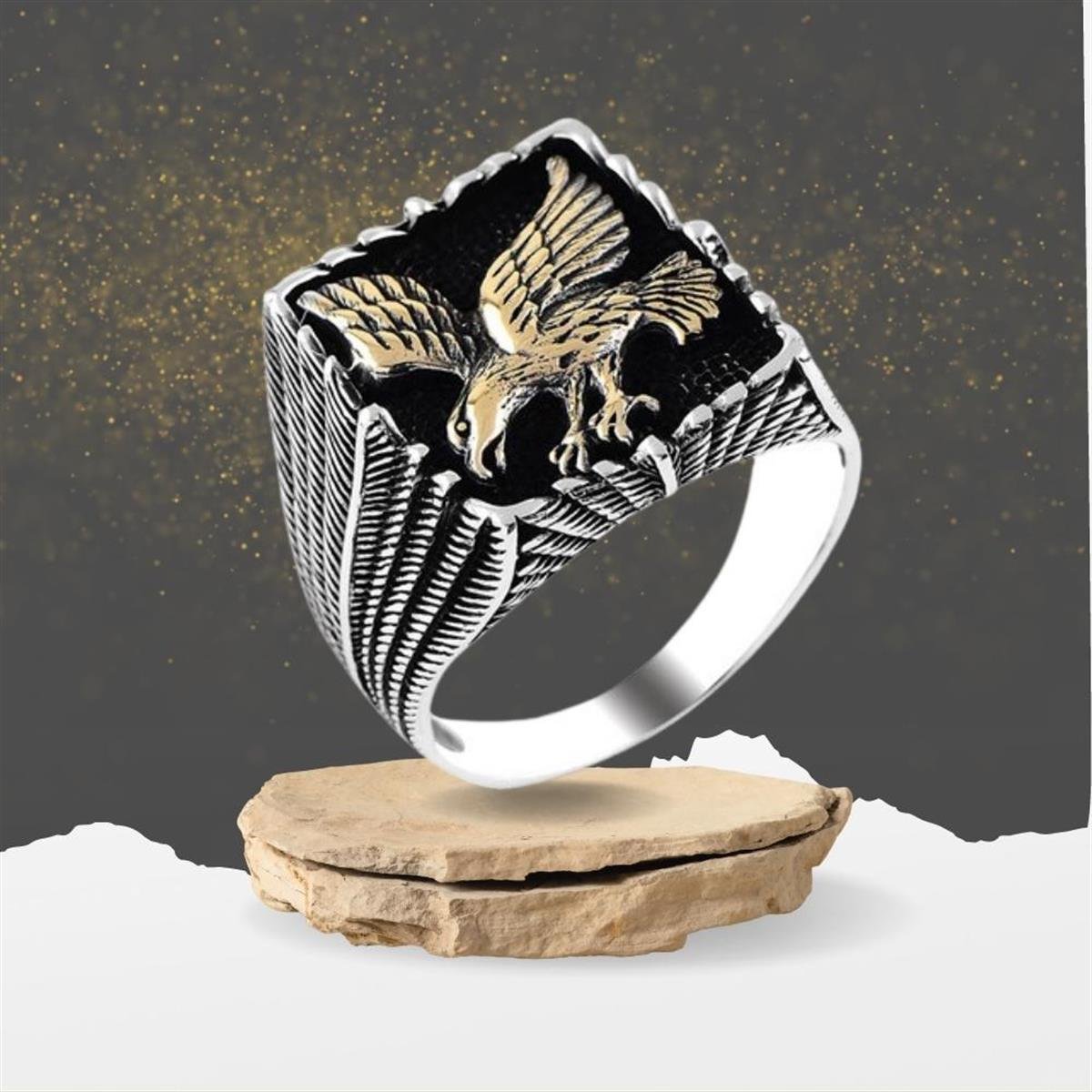 Kare Kartal Motifi İşlemeli Gümüş Yüzük