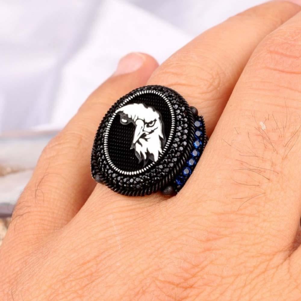 Kartal İşlemeli Mavi Zirkon Taşlı Gümüş YüzükKartal Yüzük