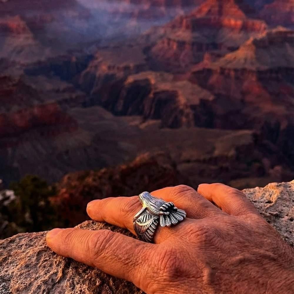 Kartal Model Altı Açık Gümüş YüzükKartal Yüzük