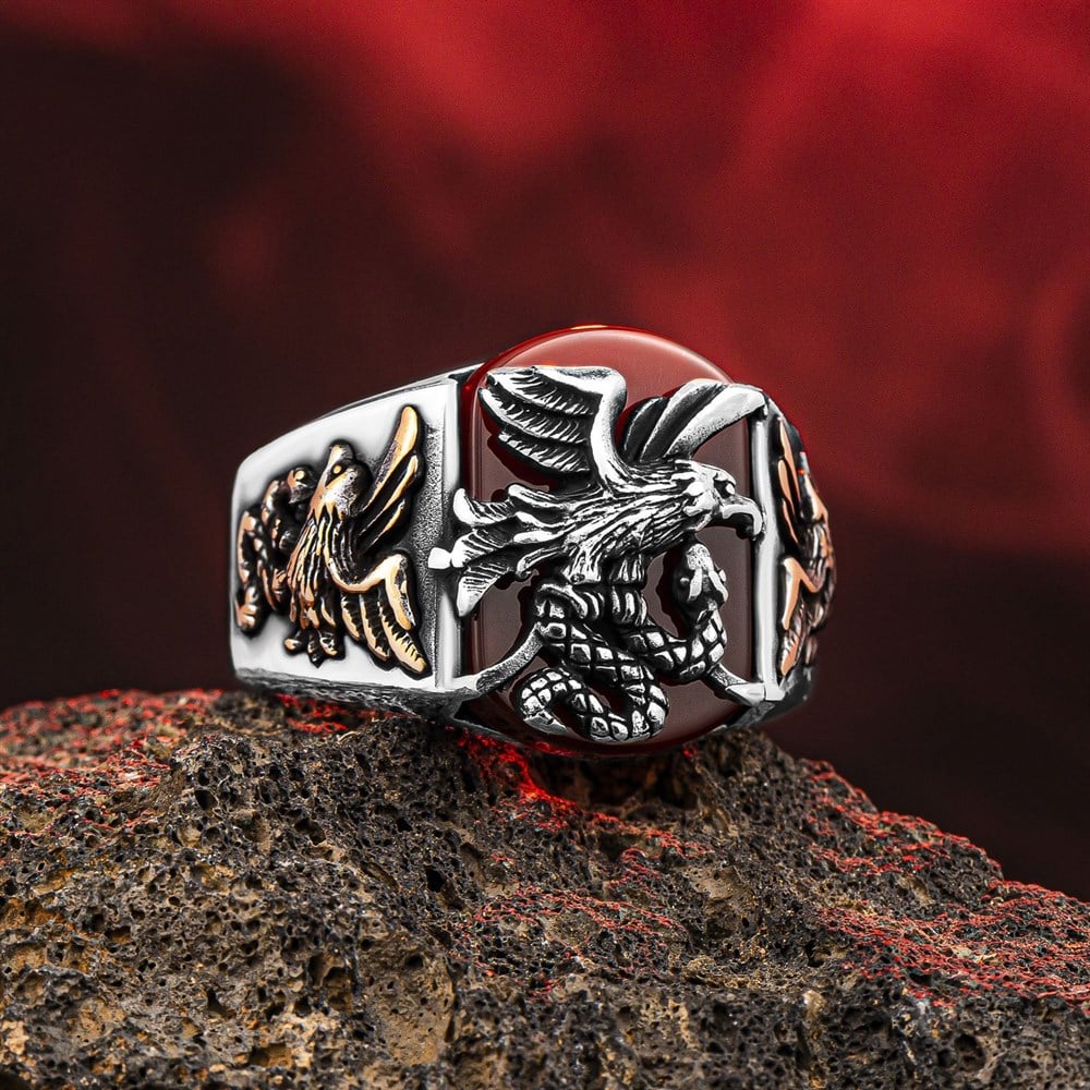 Kartal ve Yılan Modelli Kırmızı Taşlı Gümüş Yüzük