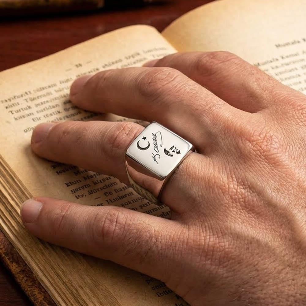 Kemal Atatürk ve İmzası İşlemeli Ay Yıldız Gümüş YüzükAtatürk Yüzükleri