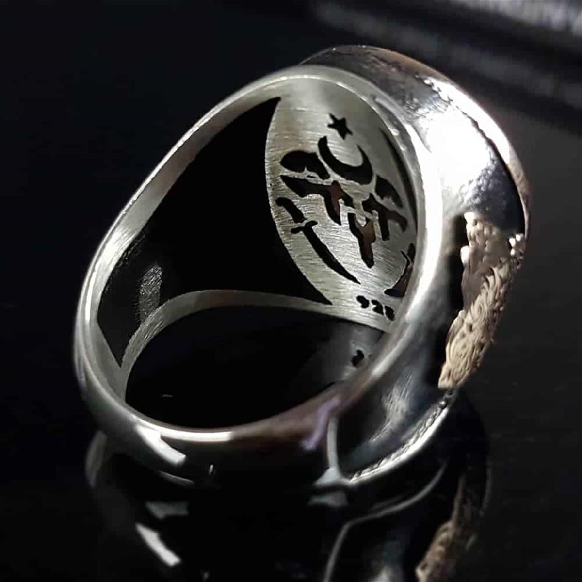 Kenar İşlemeli Aslan Figürlü Gümüş Yüzük