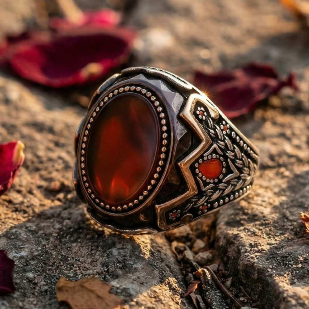 Kırmızı Akik Taşlı Çiçek Motifli Erkek Gümüş YüzükAkik Taşlı Yüzükler