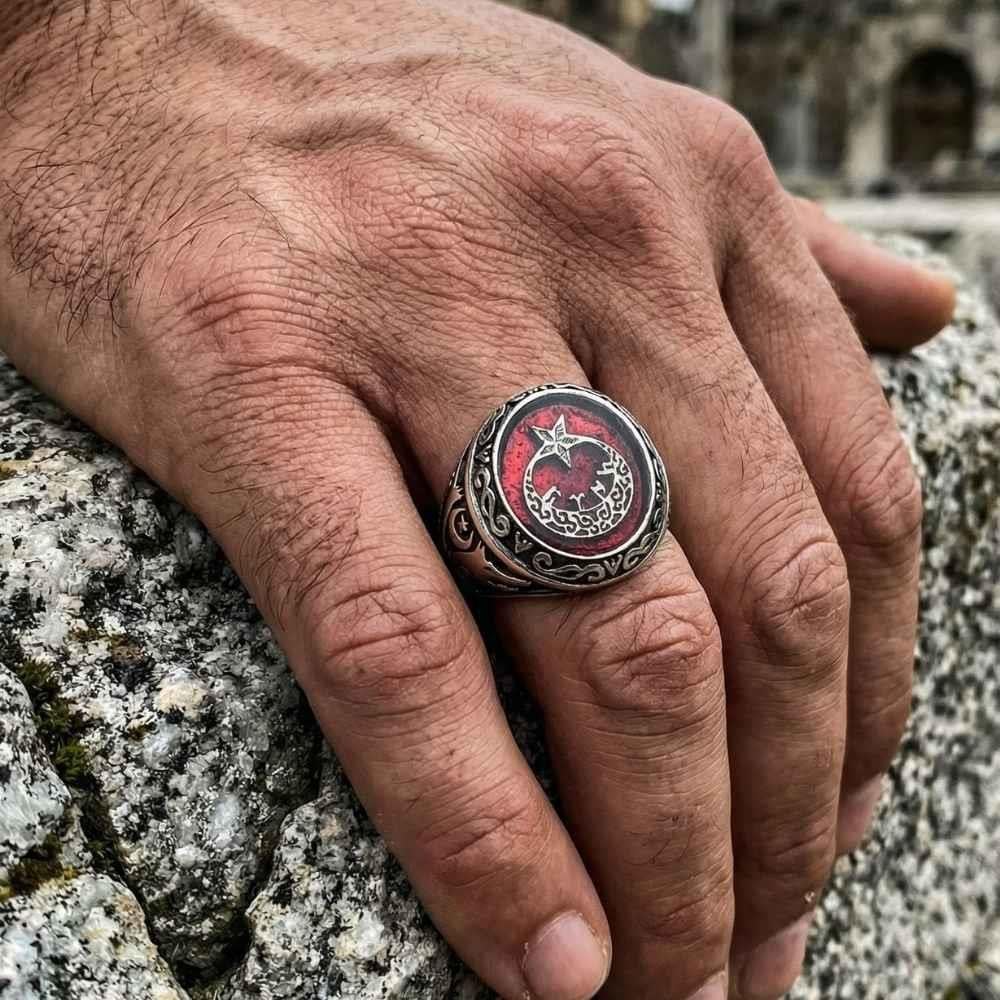 Kırmızı Mineli Ay Yıldız Gümüş Erkek YüzükGöktürkçe Türk Yazılı Yüzükler