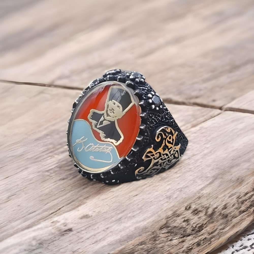 Kırmızı Turkuaz Mineli Atatürk İşlemeli Gümüş YüzükAtatürk Yüzükleri