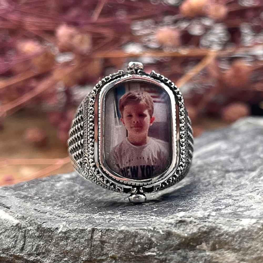 Kişiye Özel Çift Taraflı Fotoğraflı Gümüş YüzükDouble Sided Ring