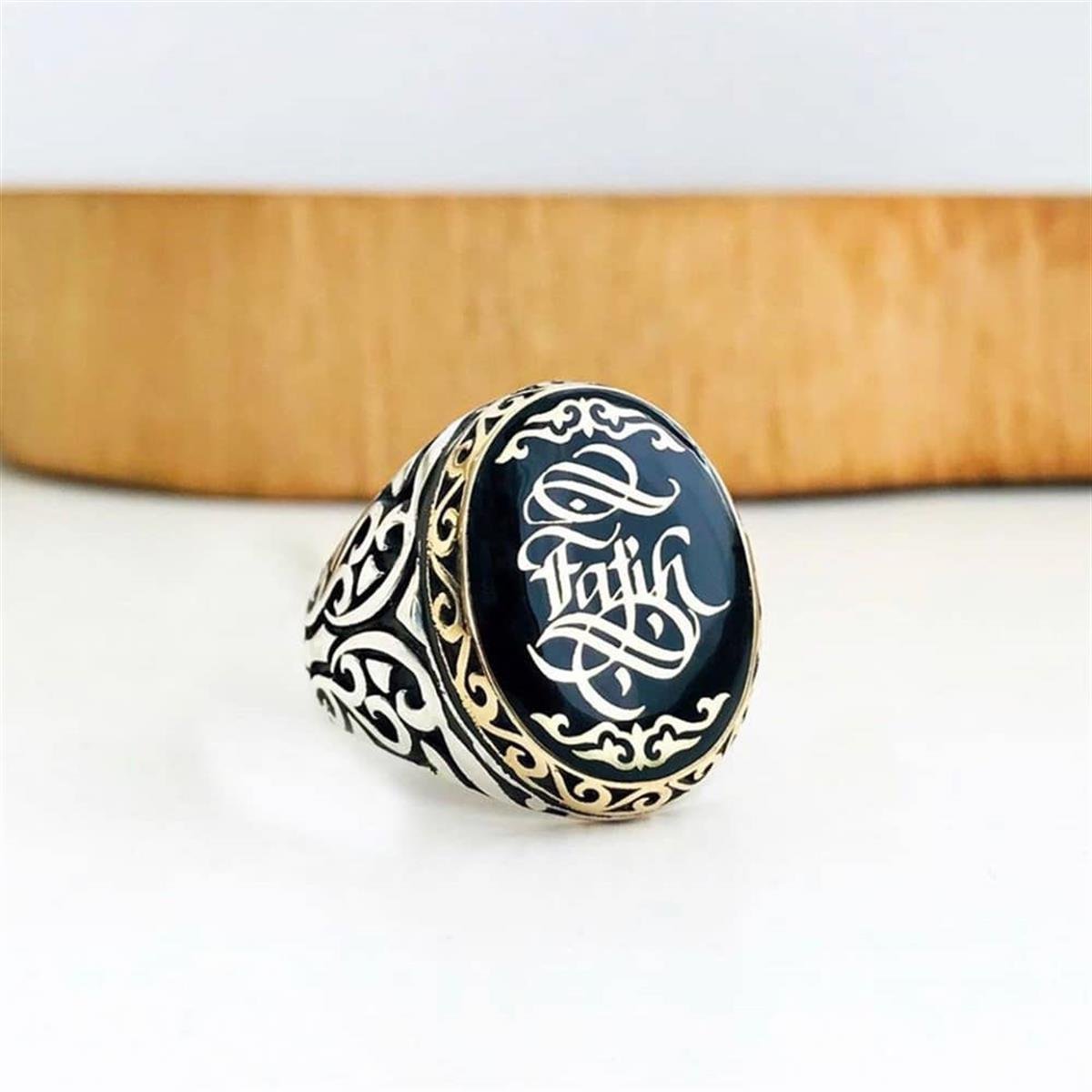 Kişiye Özel Hat Sanatı İsim Yazılı Gümüş Erkek Yüzük