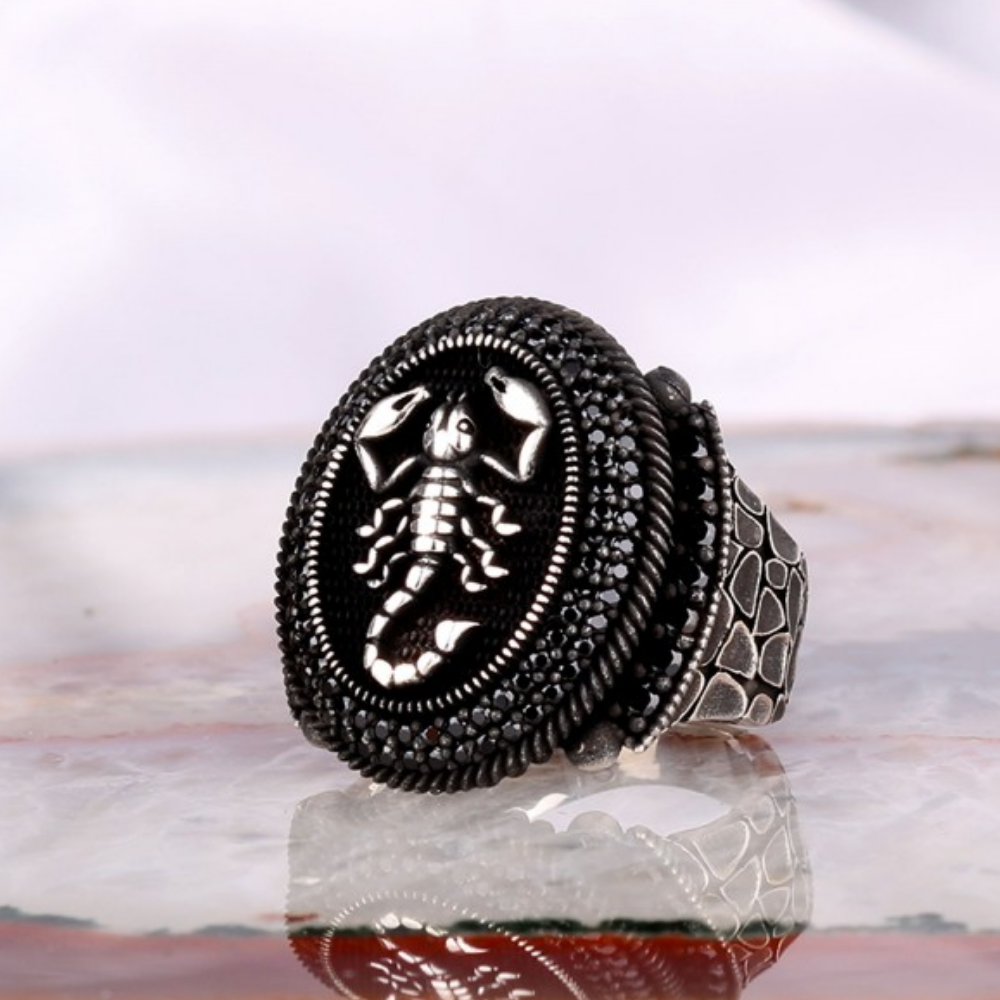 Mikro Zirkon Taşlı Oval Akrep Model Gümüş Yüzük