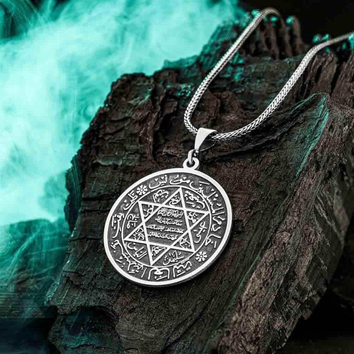 Mührü Süleyman Motifi İşlemeli Gümüş Kolye