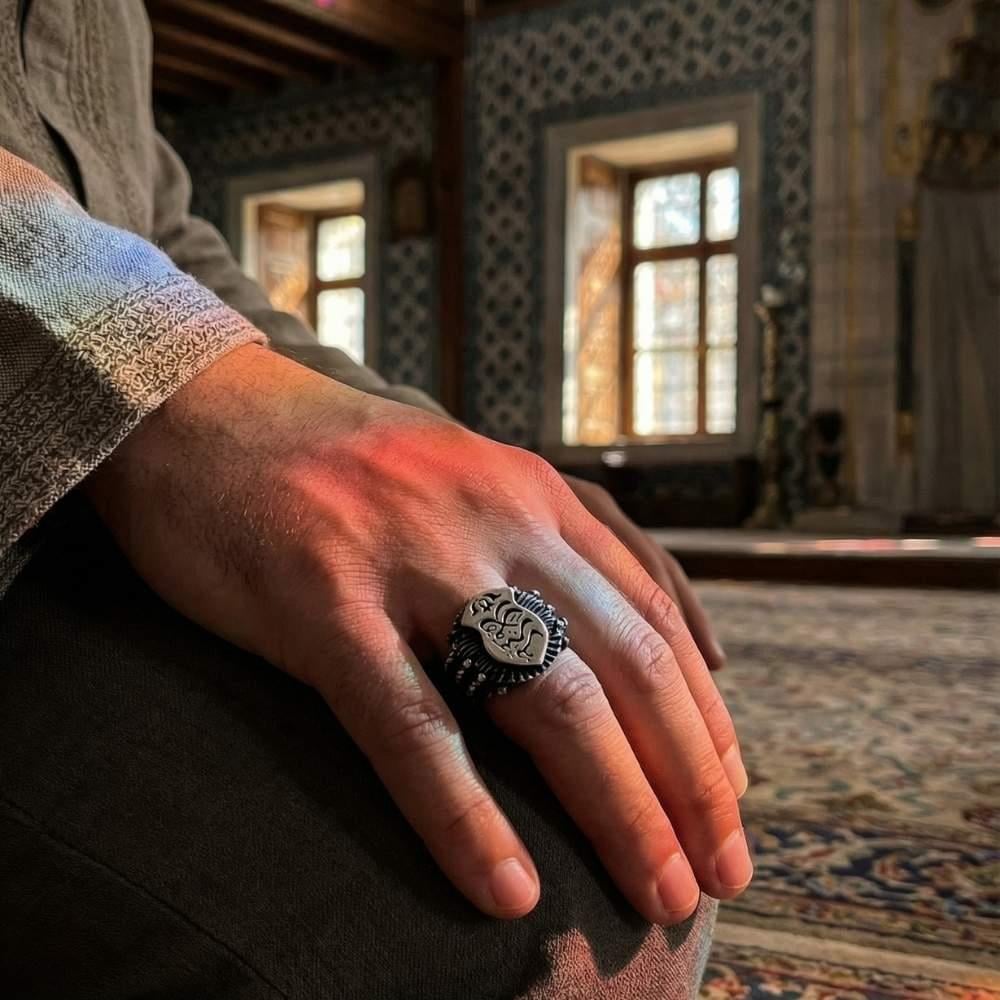 Nal-ı Şerif Pençe İşlemeli Gümüş YüzükNali Şerif Yüzük