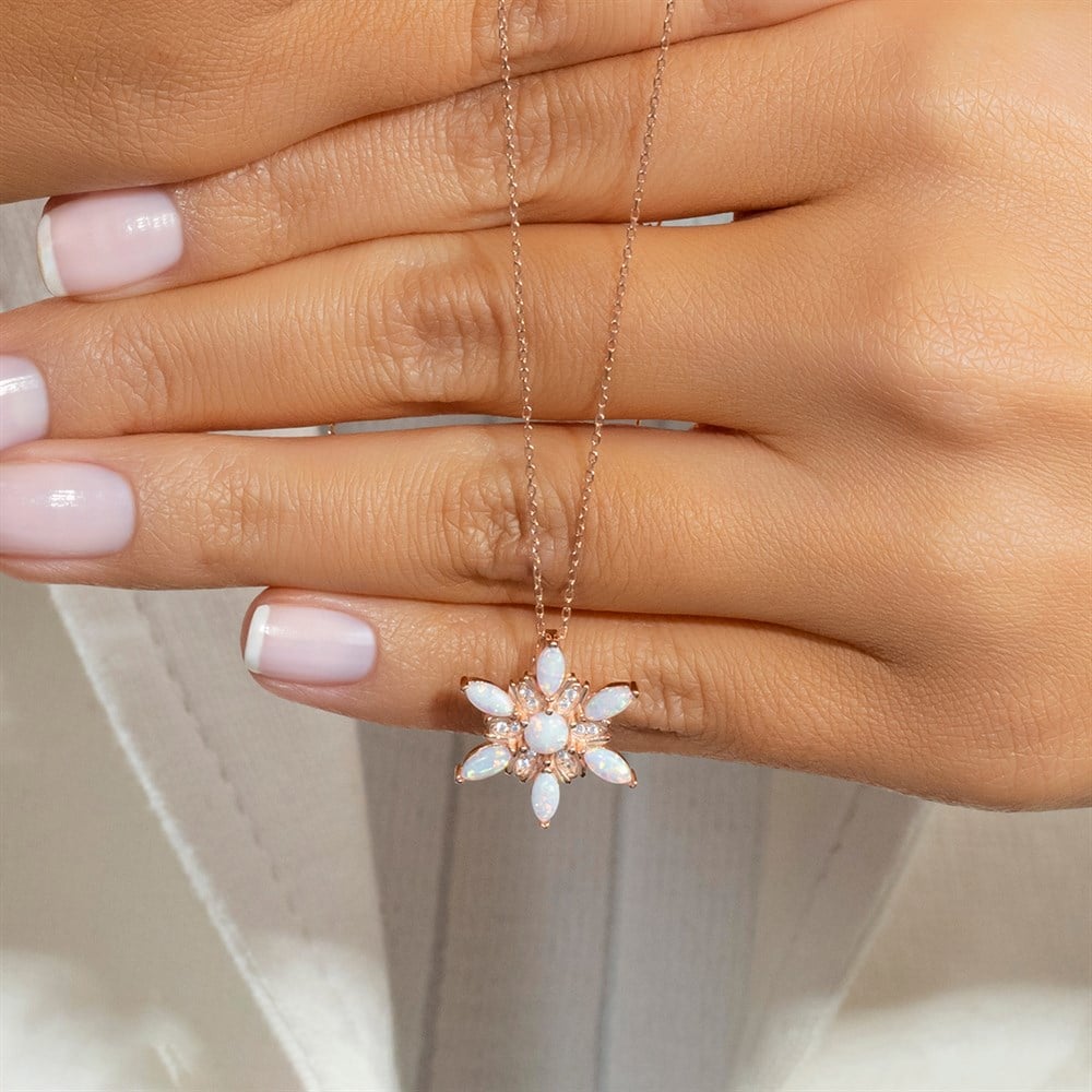 Opal Taşlı Rüzgar Çiçeği Model Gümüş Kolye Rose