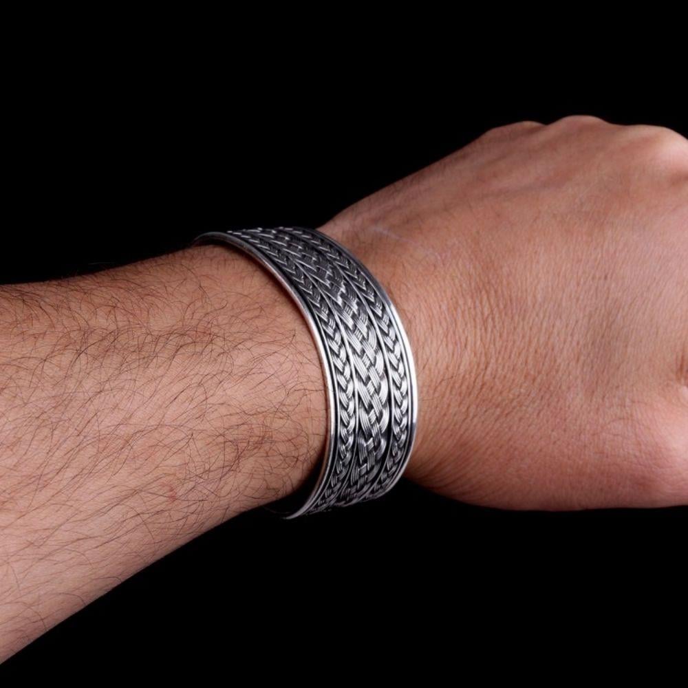 Örgü İşlemeli 22 mm Kelepçe Gümüş Bileklik