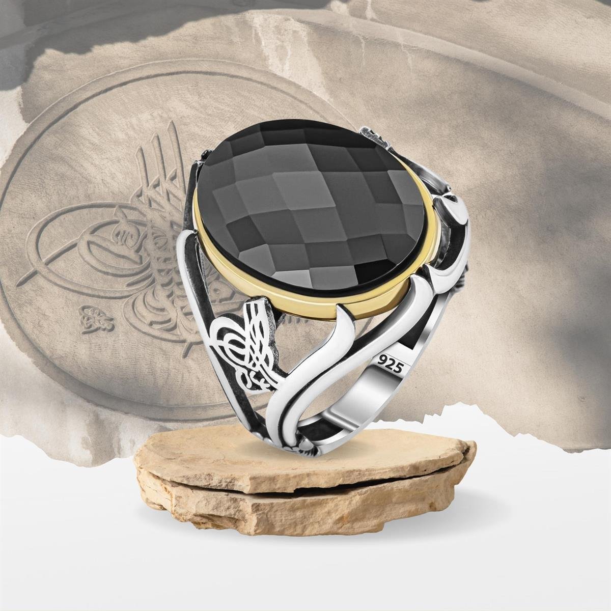 Osmanlı Tuğra İşlemeli Siyah Zirkon Taşlı Gümüş Yüzük