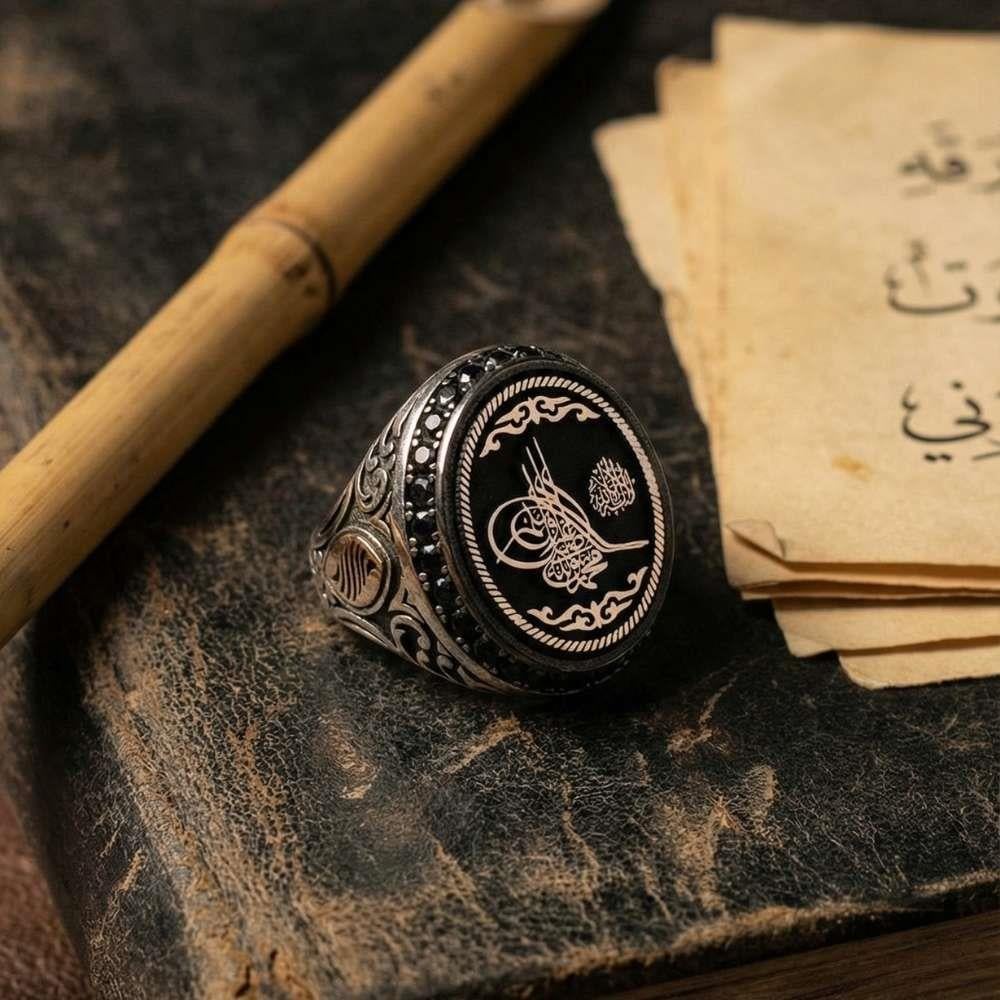 Osmanlı Tuğra İşlemeli Zirkon Taşlı Gümüş Erkek YüzükTuğra Yüzük