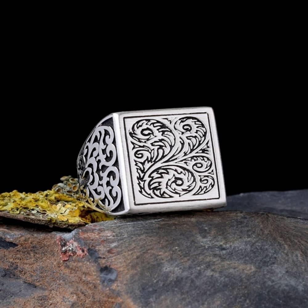 Otantik Desen İşlemeli 925 Ayar Gümüş Erkek YüzükPlain Ring