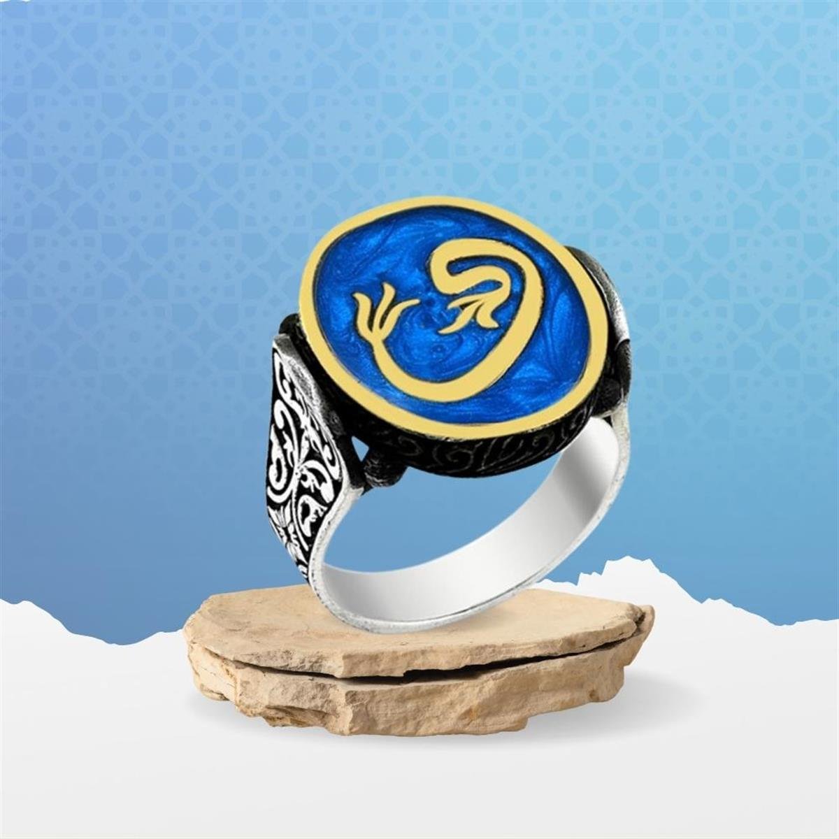 Oval Kafa Vav Desenli Mineli Gümüş Erkek Yüzük