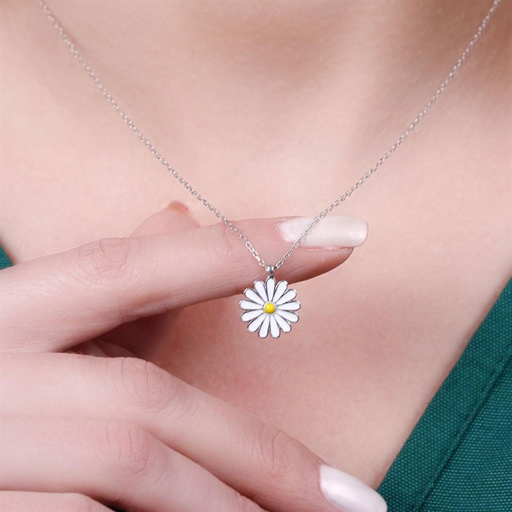 Papatya Model Mineli Gümüş Kolye