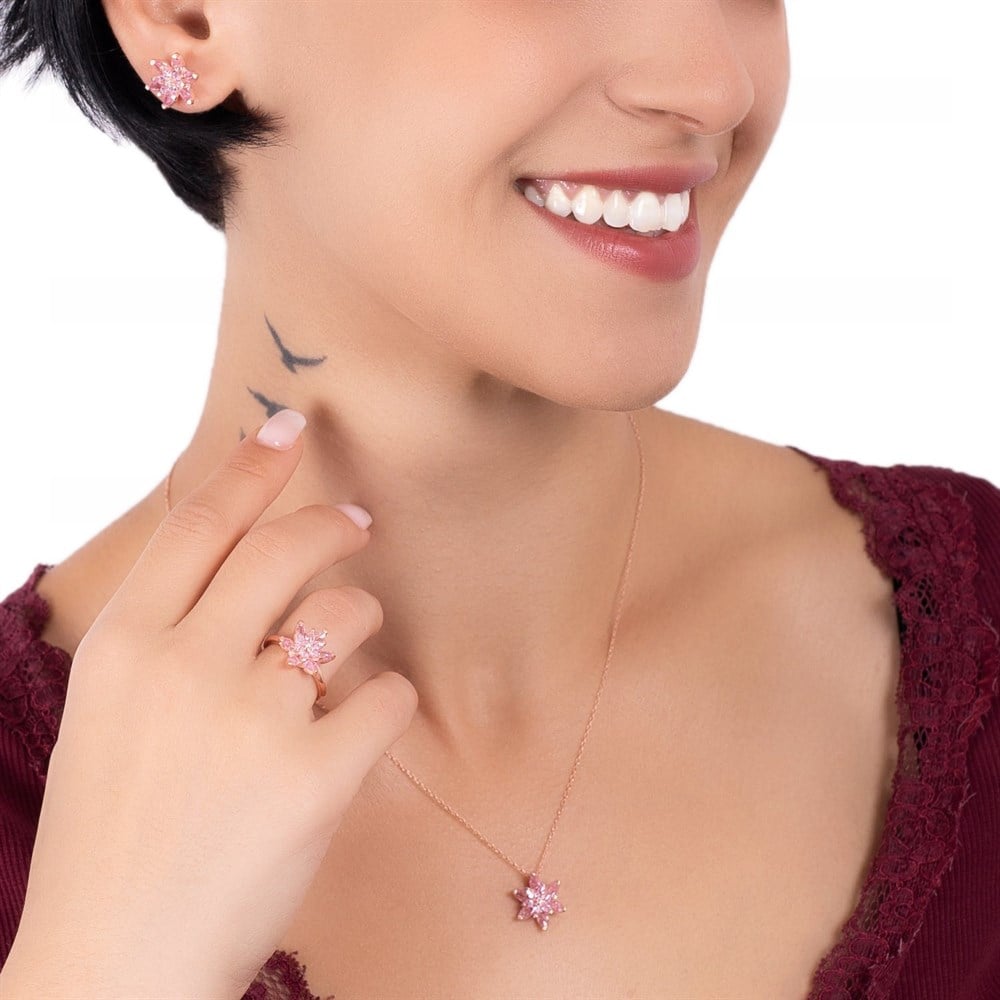 Pembe Renk  Lotus Model Gümüş Kolye