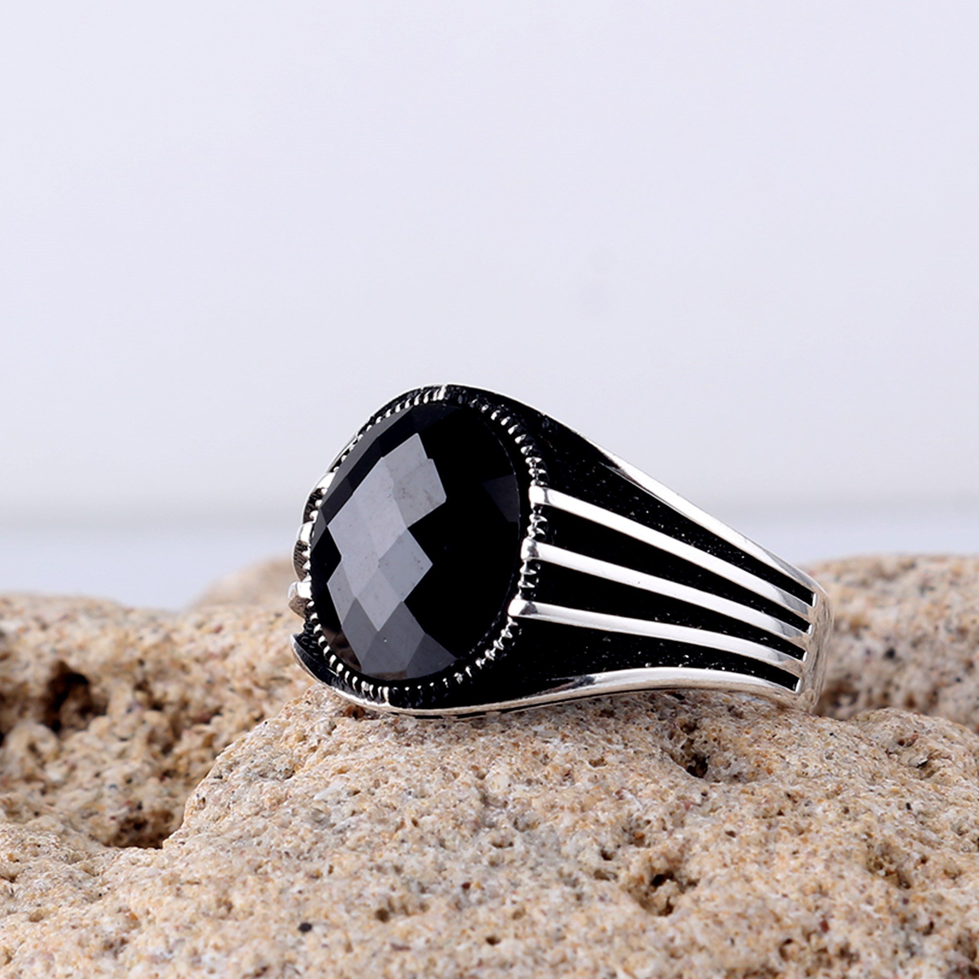 Siyah Renk Zirkon Taşlı 925 Ayar Gümüş YüzükZircon Stone Ring