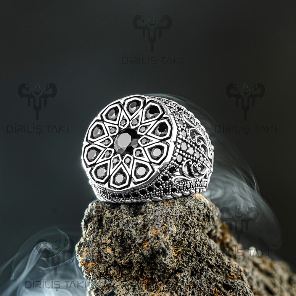 Siyah Zirkon Taş Süslemeli Gümüş Erkek Yüzük