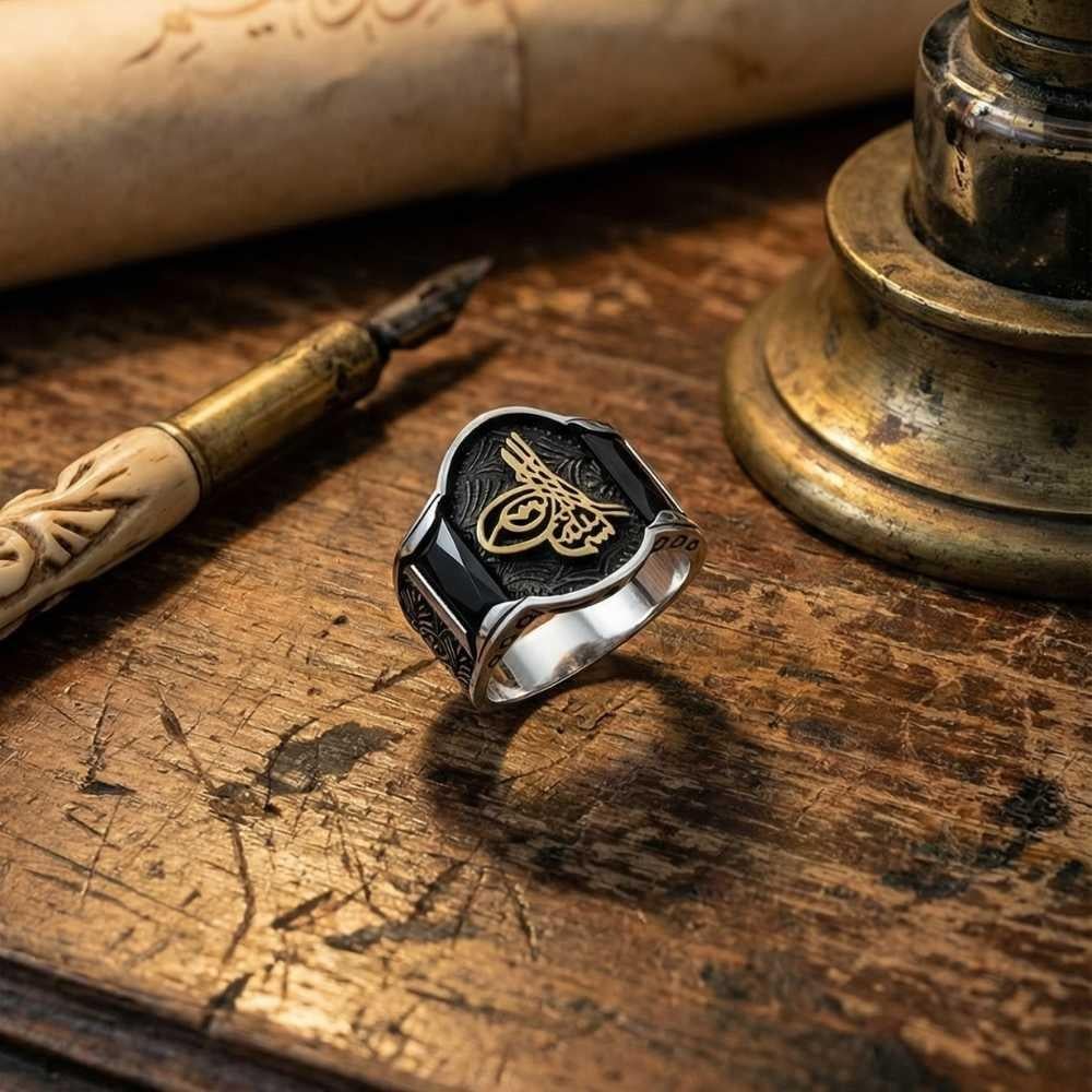 Siyah Zirkon Taşlı Osmanlı Tuğralı Gümüş Erkek YüzükTuğra Yüzük