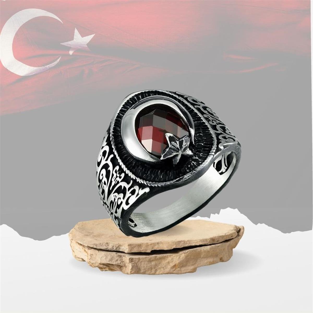 Taşlı Ay Yıldız Siyah Zeminli Gümüş Yüzük