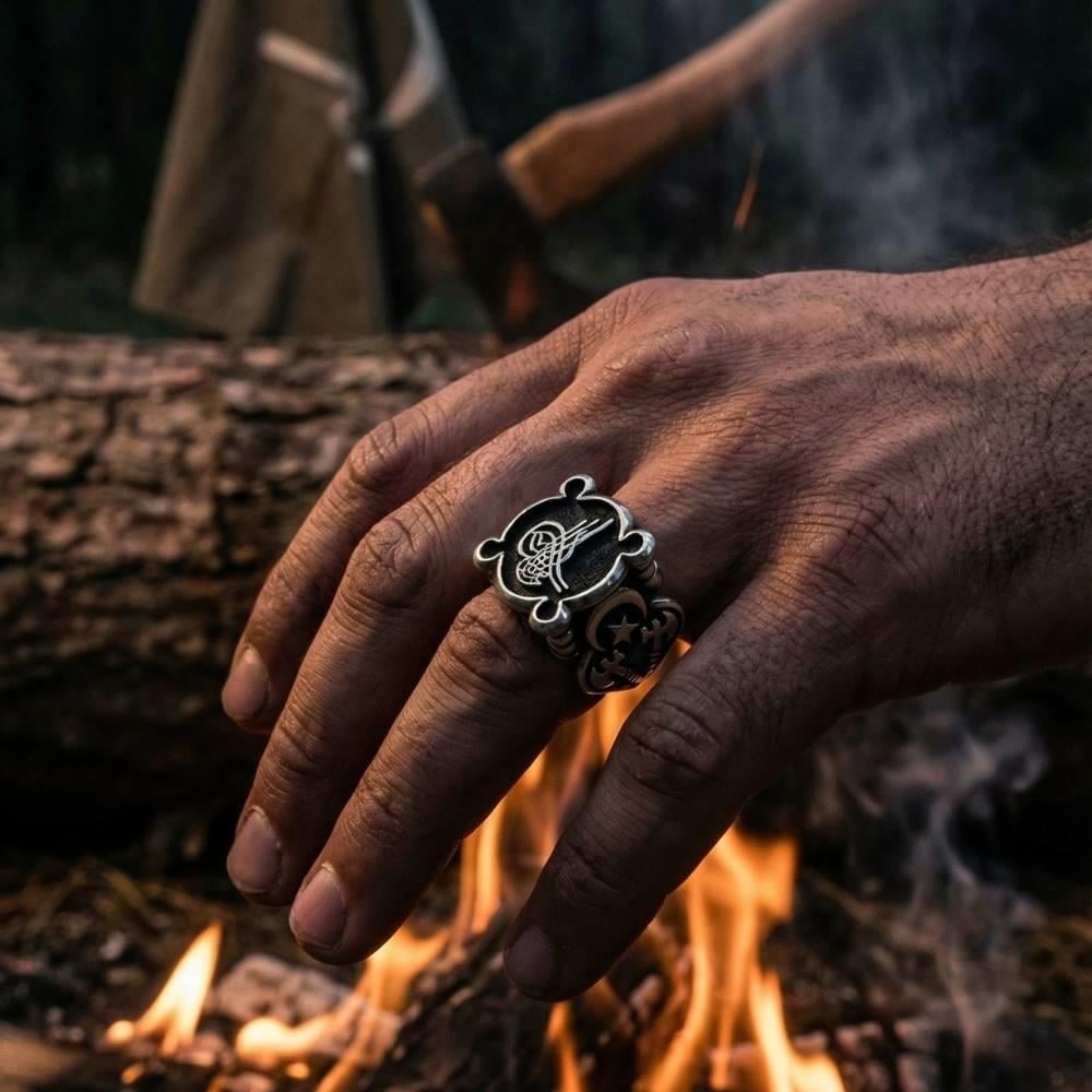 Tuğra Model Ay Yıldız Ve Balta Desenli Gümüş Erkek YüzükTuğra Yüzük