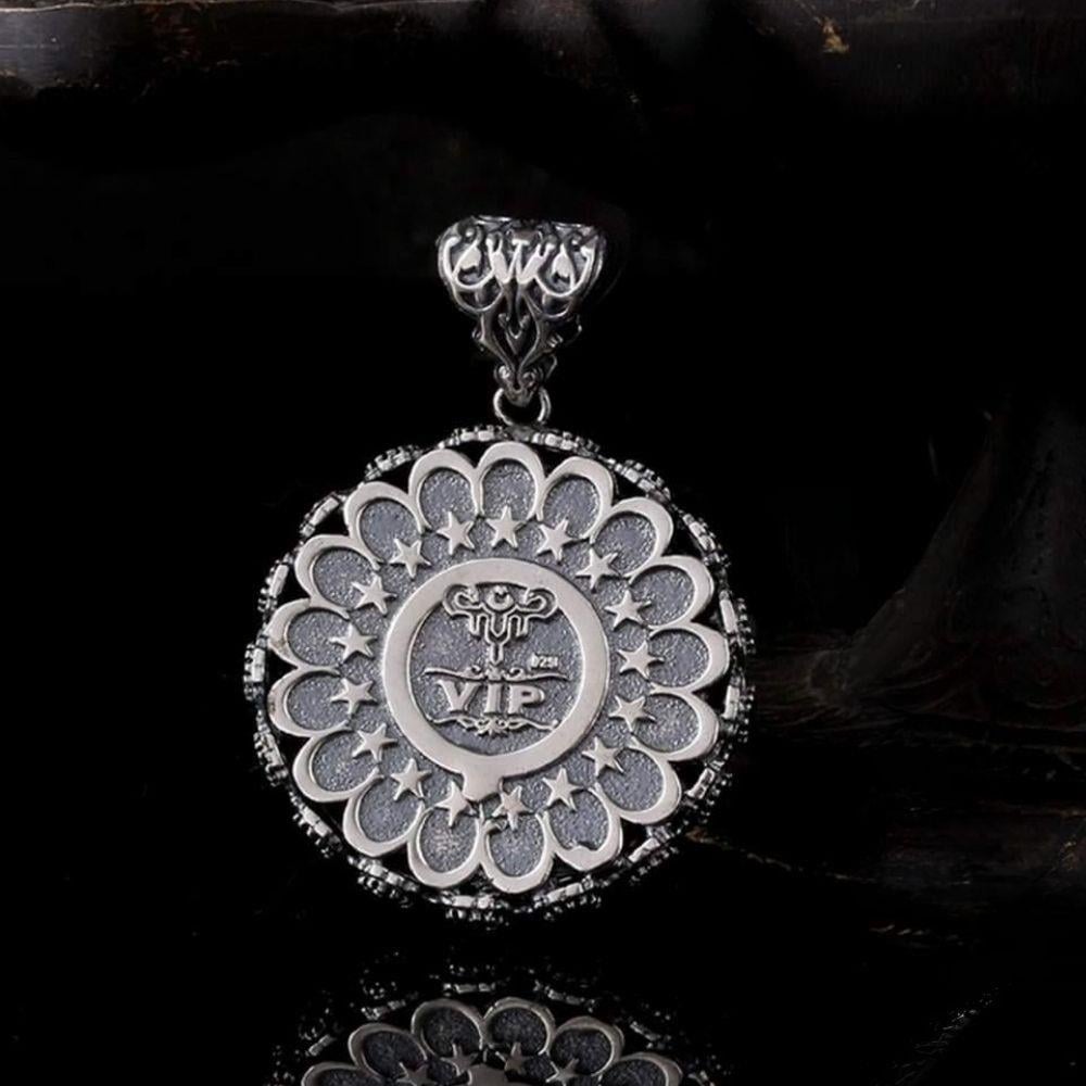 Tuğra ve Sureler İşlemeli 925 Ayar Gümüş Kolye UcuKolye Ucu
