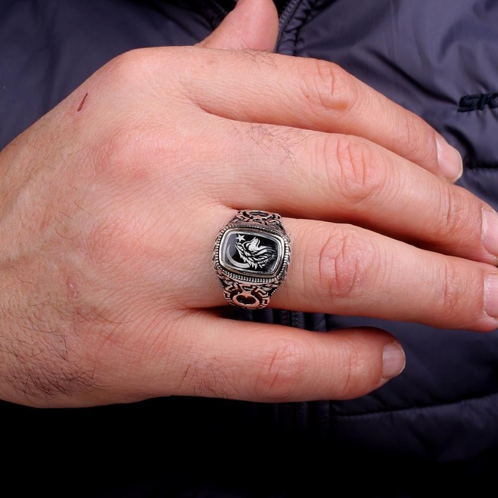 Türk Bayrağı İşlemeli Bozkurtlu Gümüş YüzükBozkurt Yüzükleri