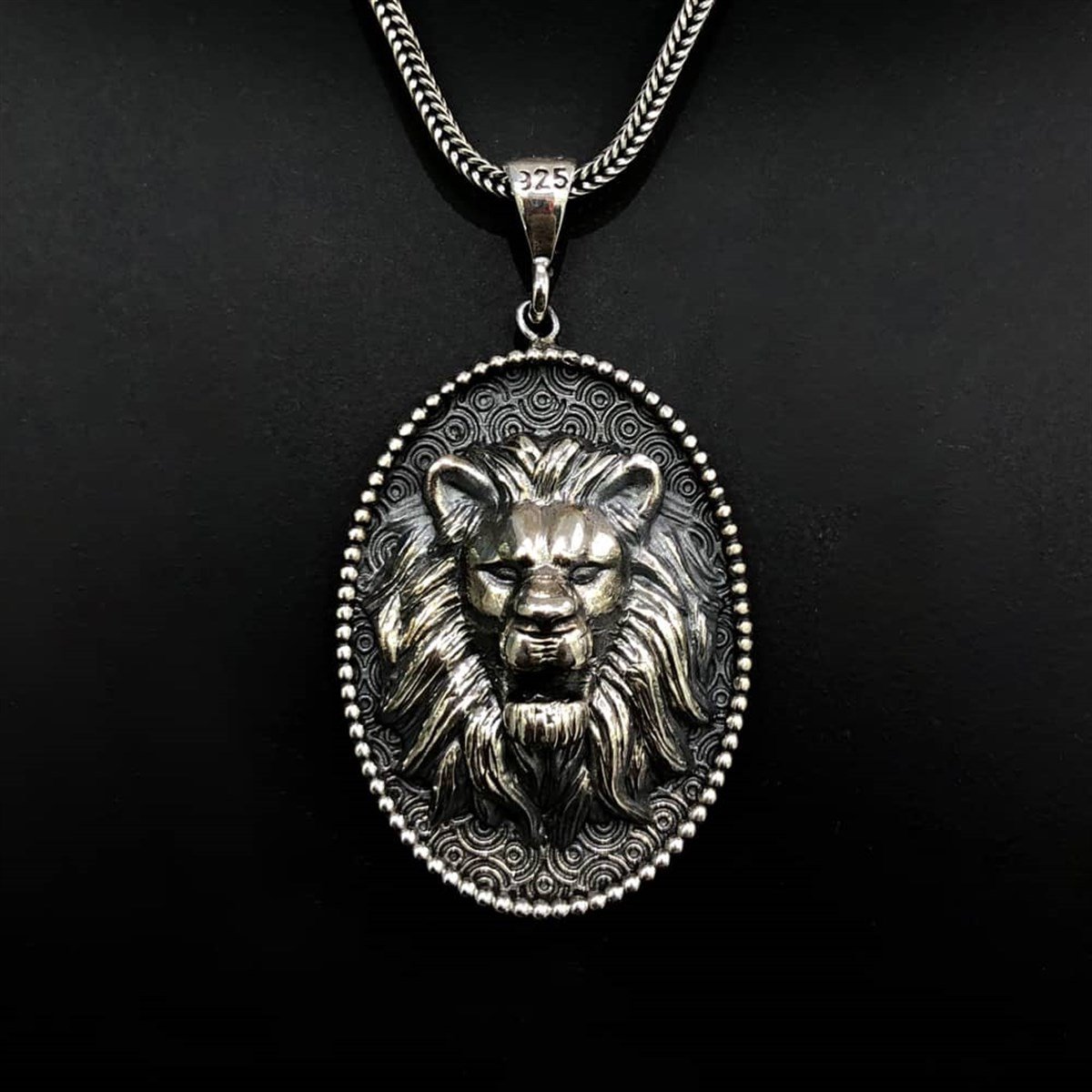 Üç Boyutlu Aslan Kafası Model Gümüş Kolye
