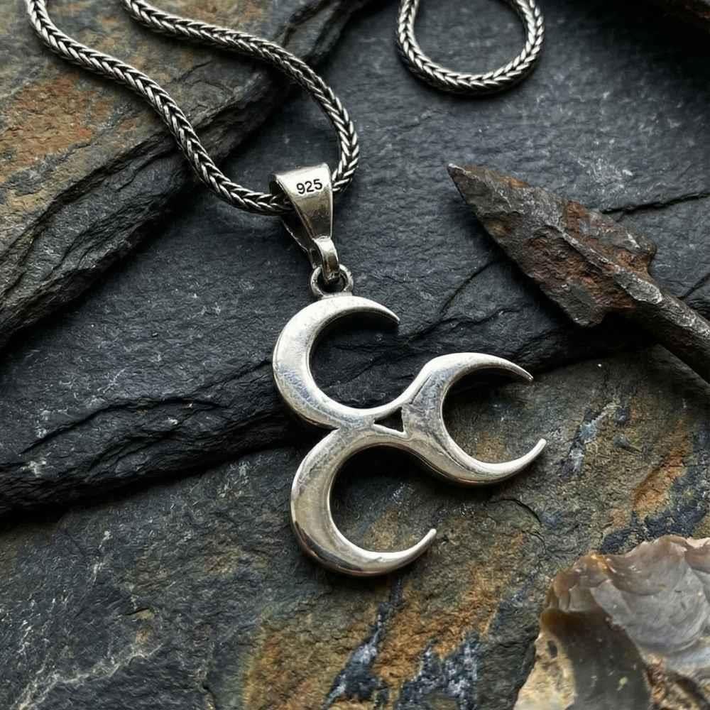 Üç Hilal Model Gümüş KolyeOsmanlı Kolye
