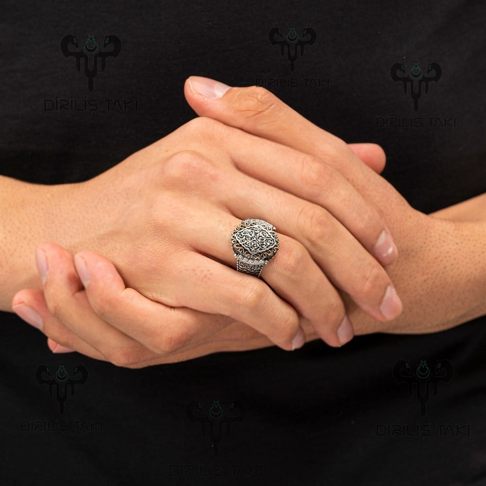 Üzeri Motifli Zirkon Taşlı Detaylı Gümüş Erkek Yüzük