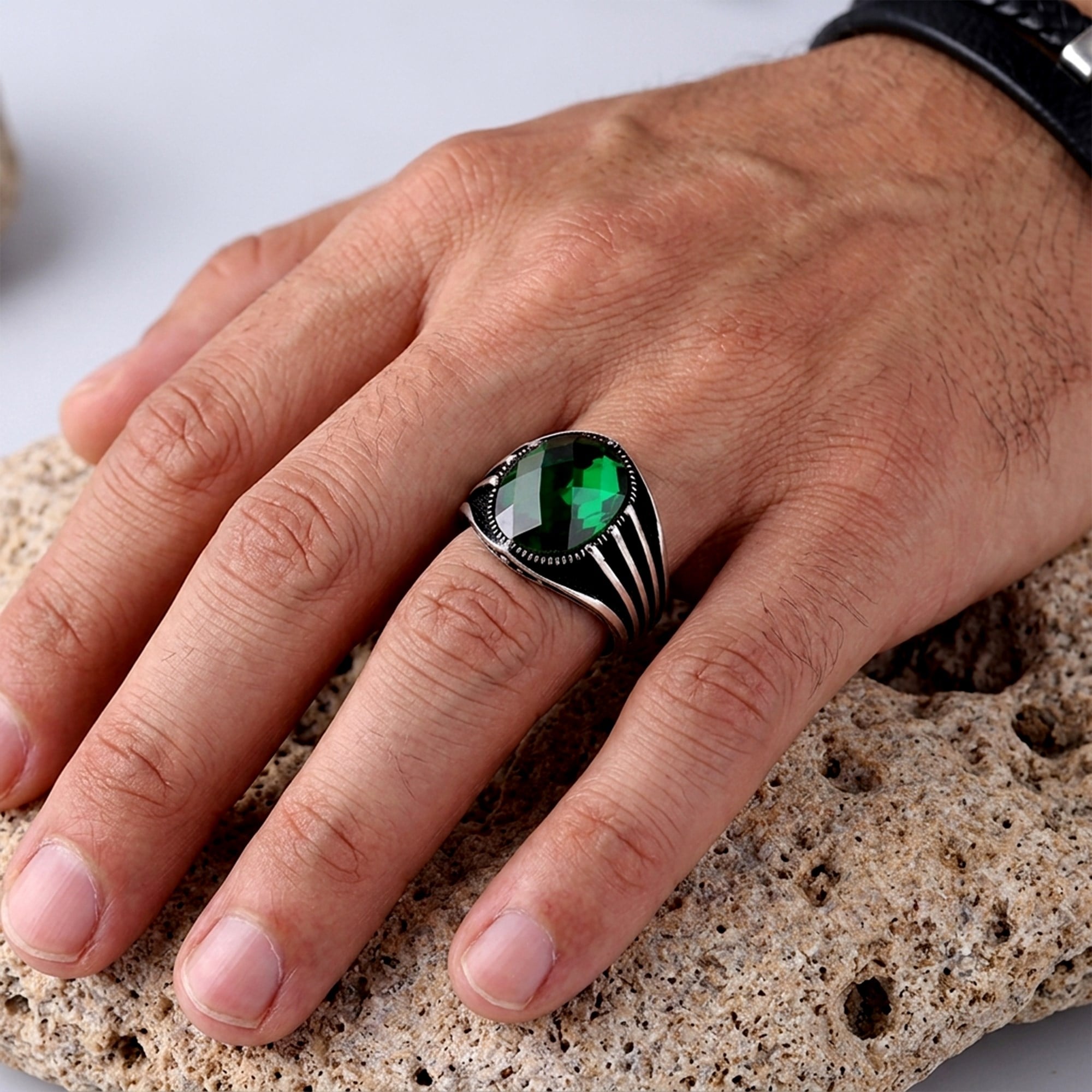 Yeşil Renk Zirkon Taşlı 925 Ayar Gümüş YüzükZircon Stone Ring