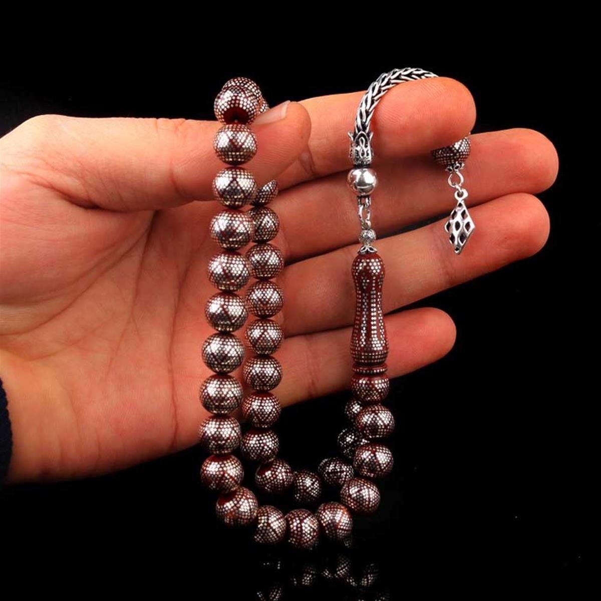 Yoğun Gümüş İşlemeli Usta İşçiliği Kuka Tesbih