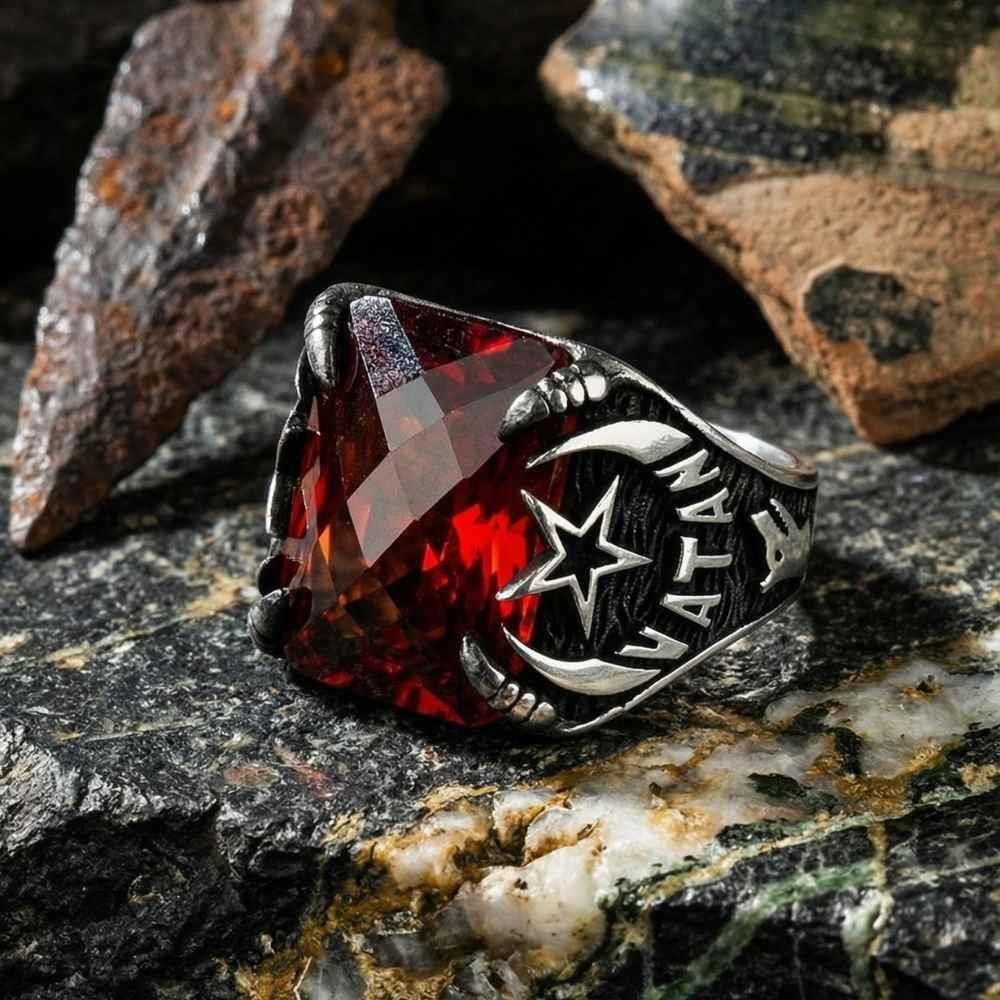 Zirkon Taşlı Göktürkçe Türk ve Vatan Yazılı Gümüş YüzükZirkon Taşlı Yüzükler