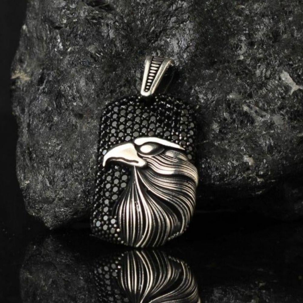 Zirkon Taşlı Kartal İşlemeli Gümüş Kolye UcuKolye Ucu