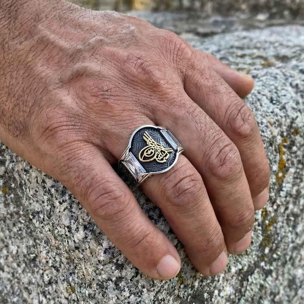 Zirkon Taşlı Osmanlı Tuğralı Gümüş Erkek YüzükTuğra Yüzük