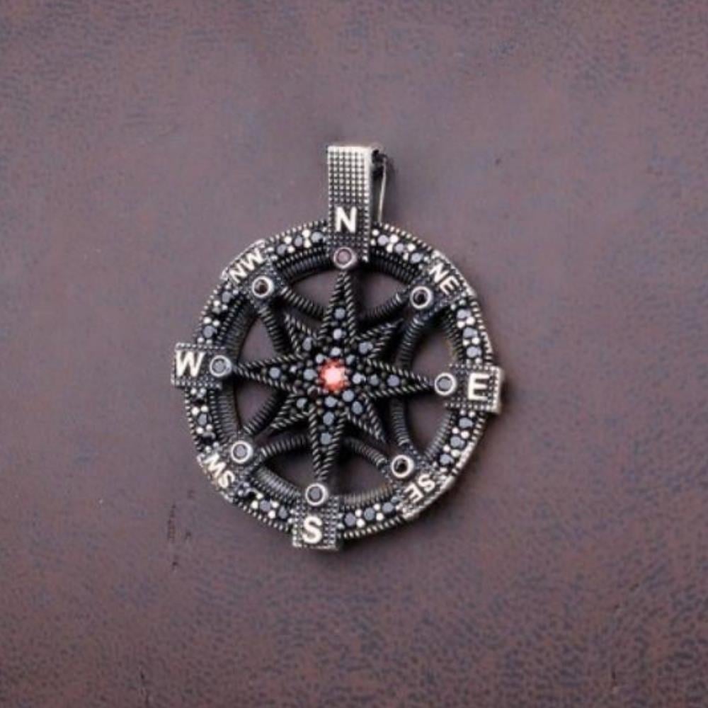 Zirkon Taşlı Pusula Model Gümüş Kolye UcuKolye Ucu