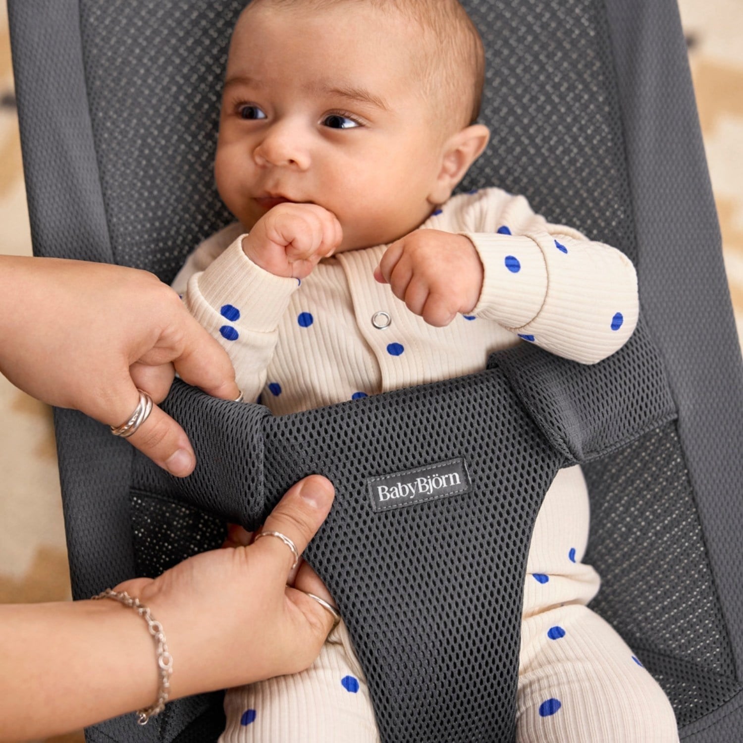 BabyBjörn Begin Ana Kucağı Mesh Dark Grey