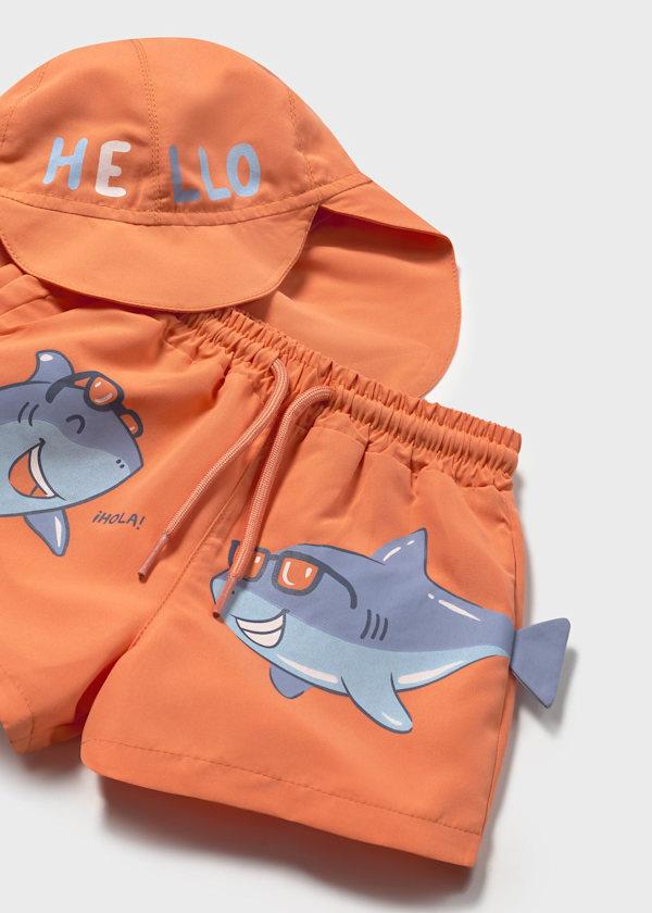 Deniz Sortu ve Şapka Kırmızı