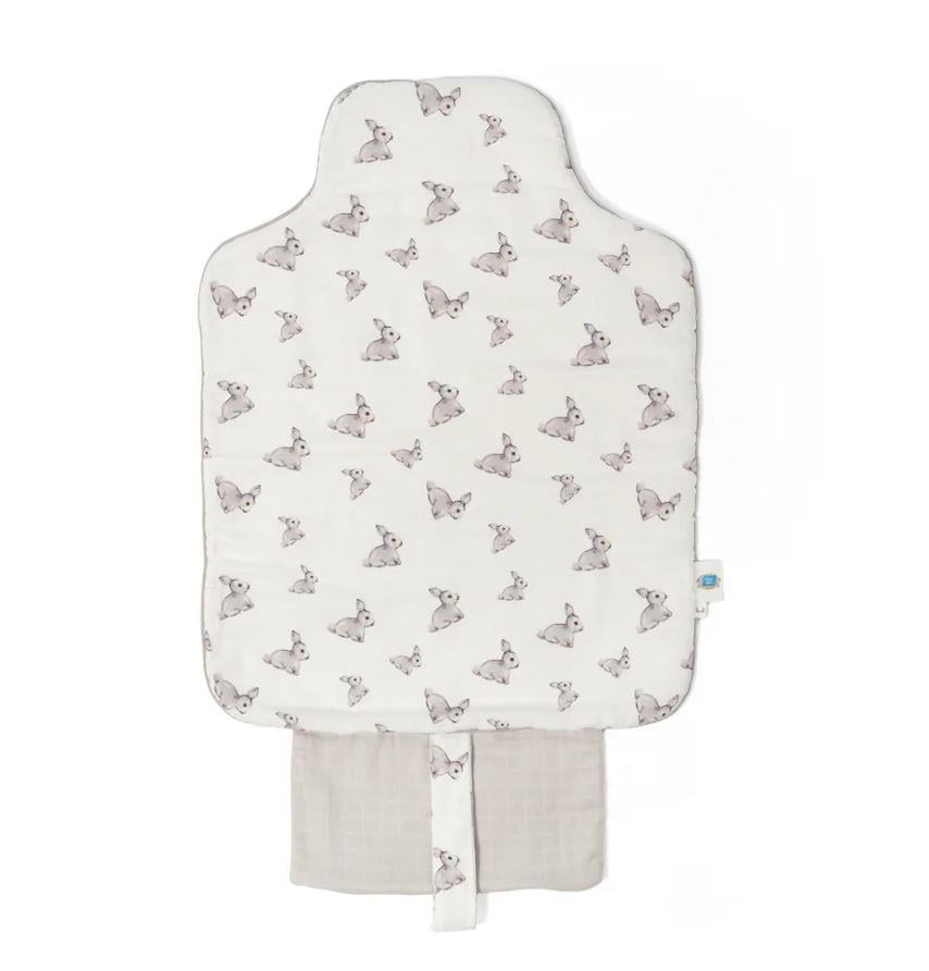 Deux Lapins Çantalı Pratik Katlanabilir Alt Değiştirme Matı İconic gri tavşan