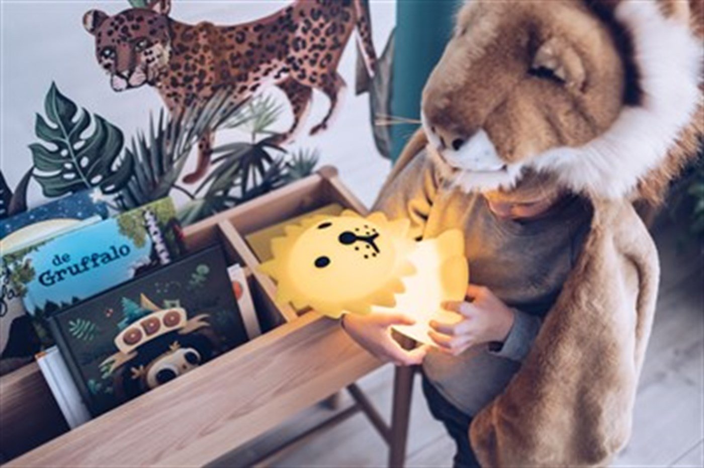 Lion Lamba First Light