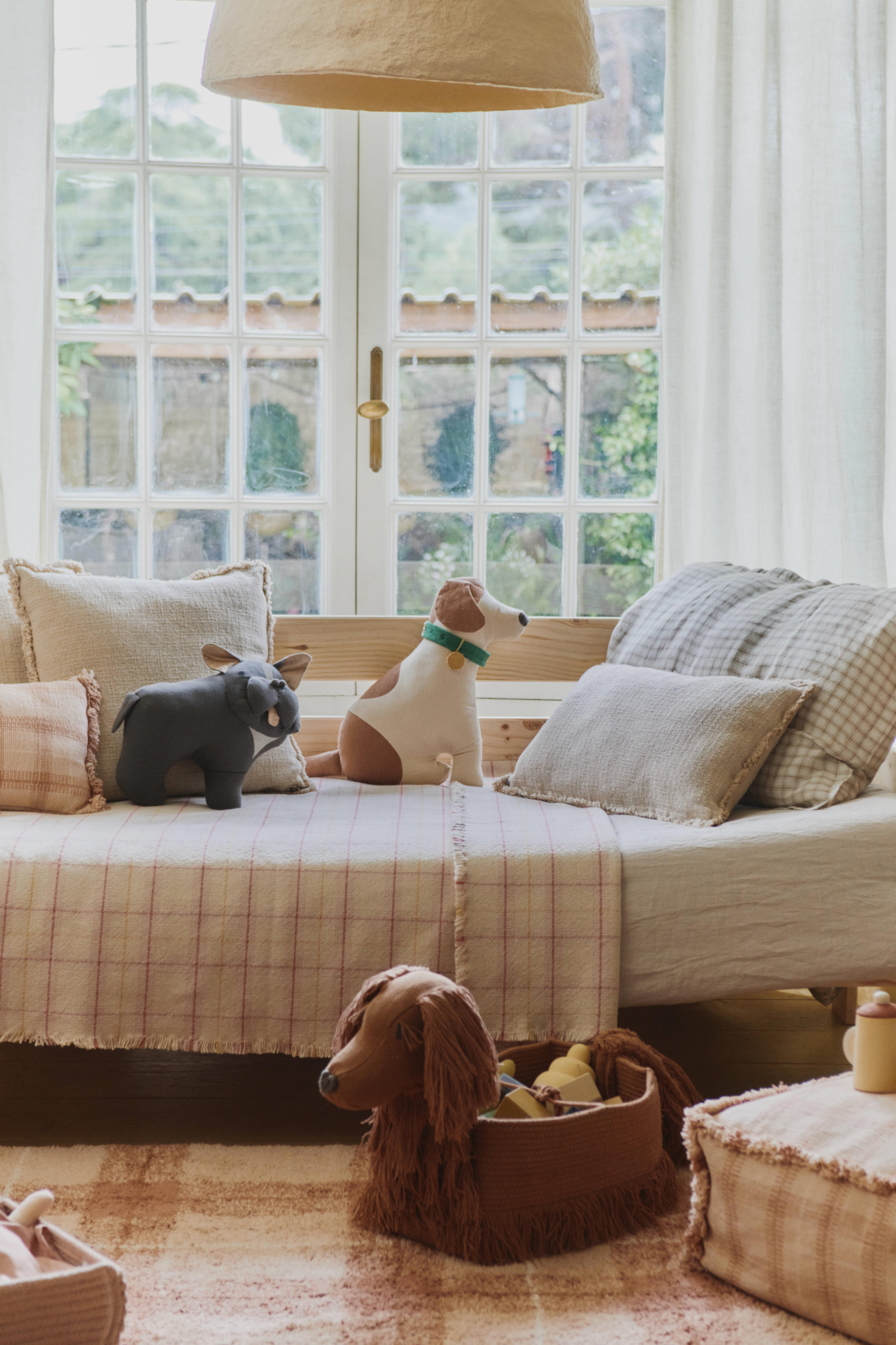 Lorena Canals Çocuk Odası Yastığı, Jimmy