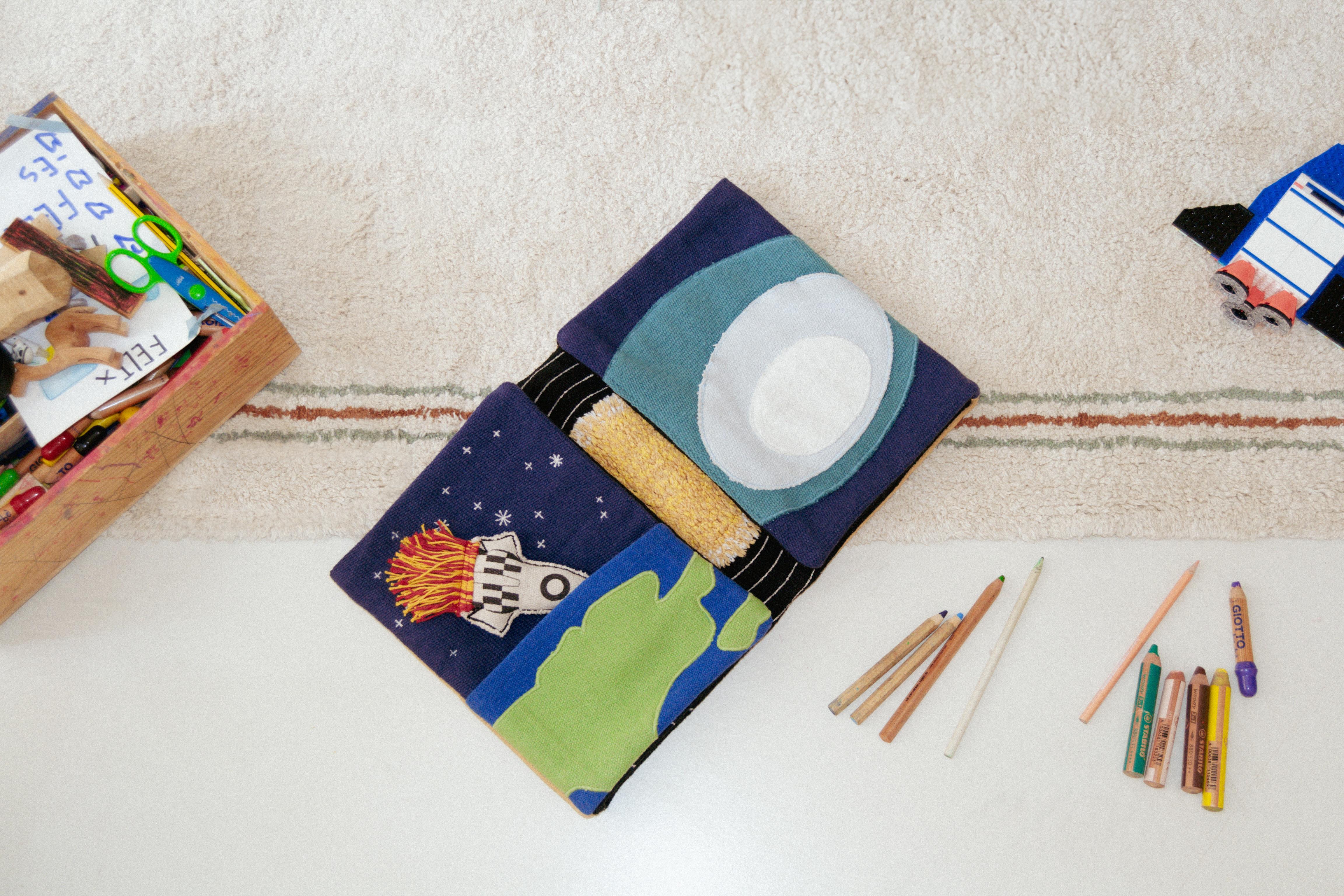 Sensory Bez Kitap, Space